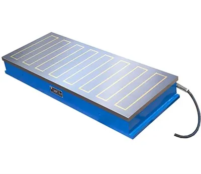 Frezeleme mashinasining kuchli elektromagnit shtrixlari